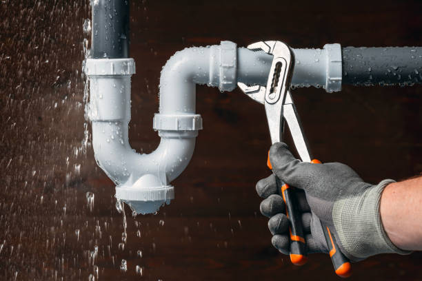 Professional Leak Detection technician working in Saint Jo, TX